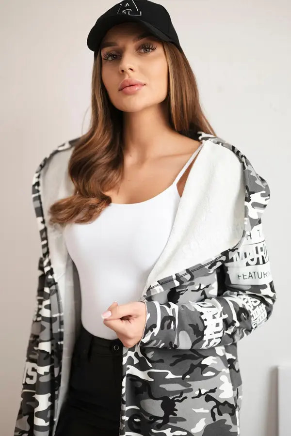 Kesi Coatee with subtitles gray+black