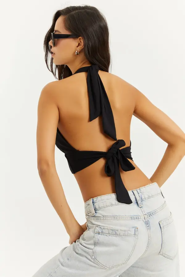 Cool & Sexy Cool & Sexy Women's Black Tied Back And Neck Blouse
