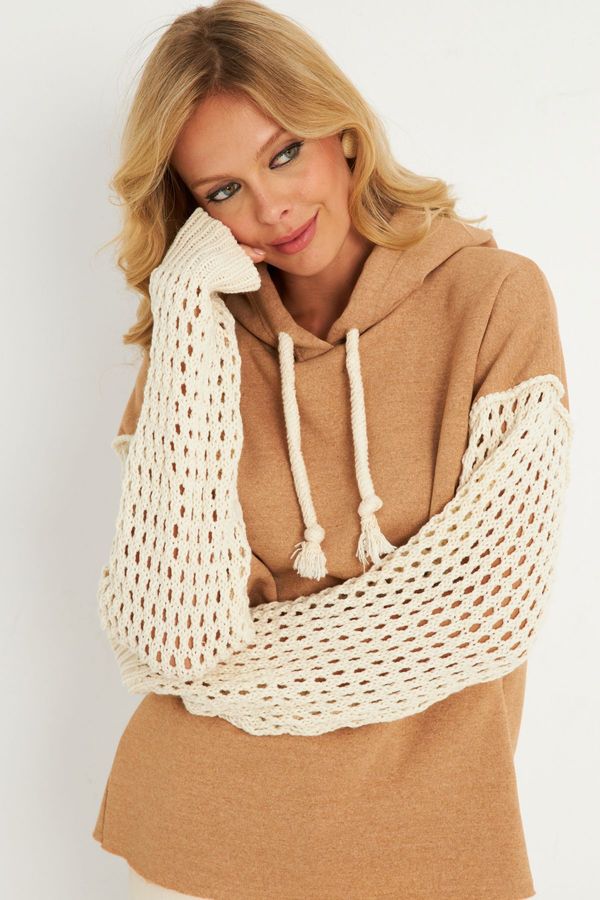 Cool & Sexy Cool & Sexy Women's Camel Sleeve Openwork Hooded Sweatshirt YLE12