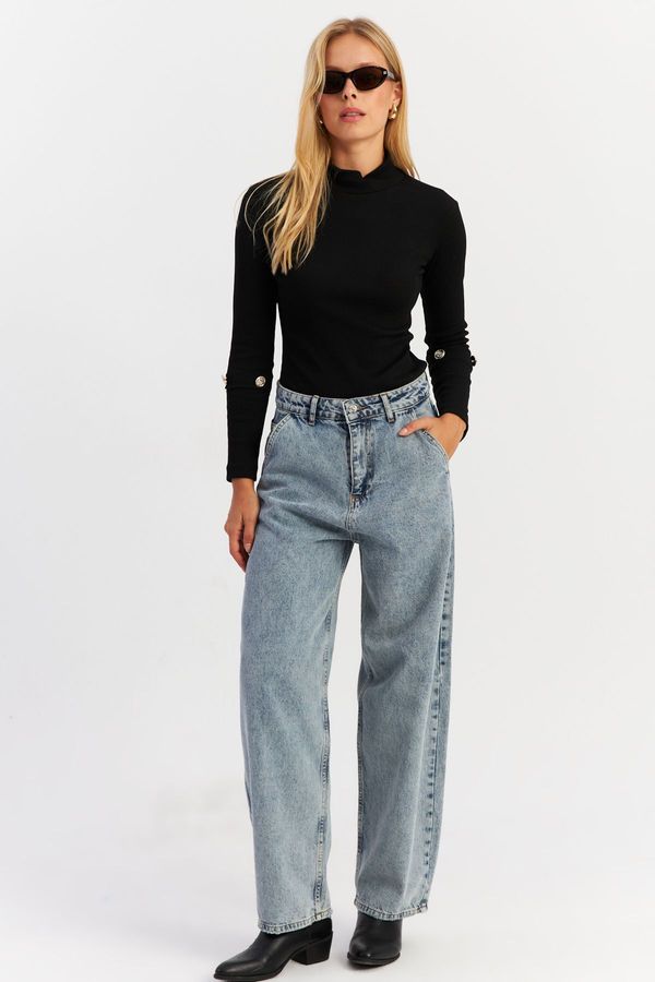 Cool & Sexy Cool & Sexy Women's Ice Blue Baggy Pants AUR5