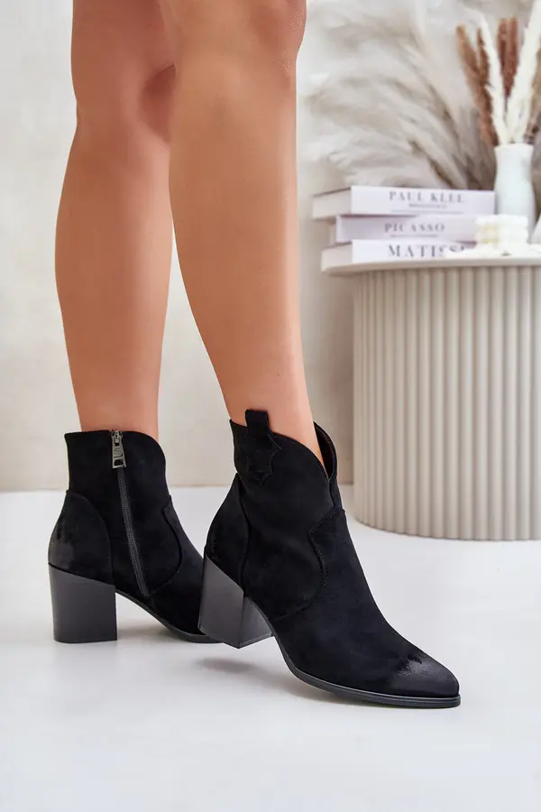 VINCEZA Cowboy boots on a heel insulated from eco suede Vinceza black