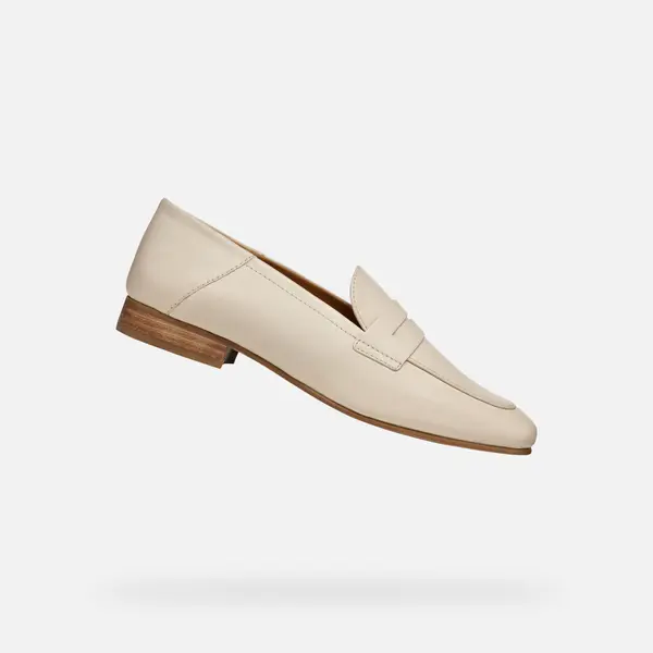GEOX Cream women's moccasins Geox Mantinea - Women's