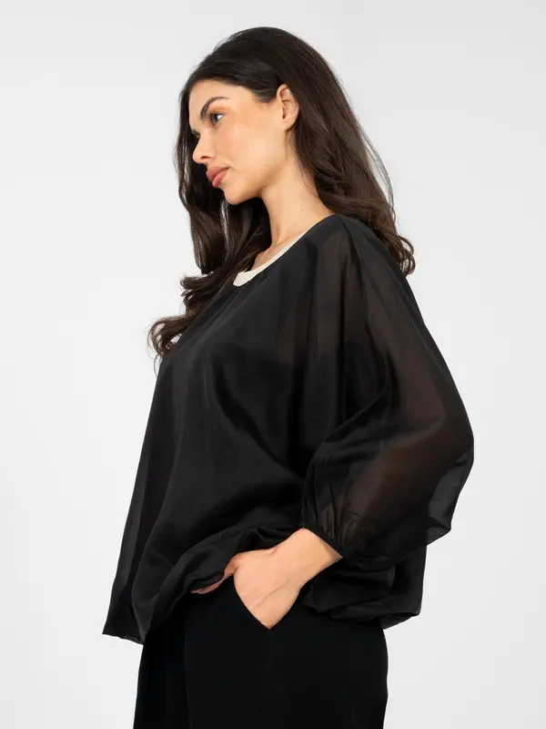 Italy Moda Crna bluza s ukrasnim dekolteom