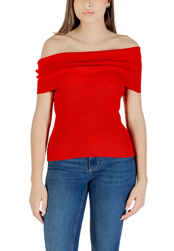 Only Crveni top s brodskim izrezom