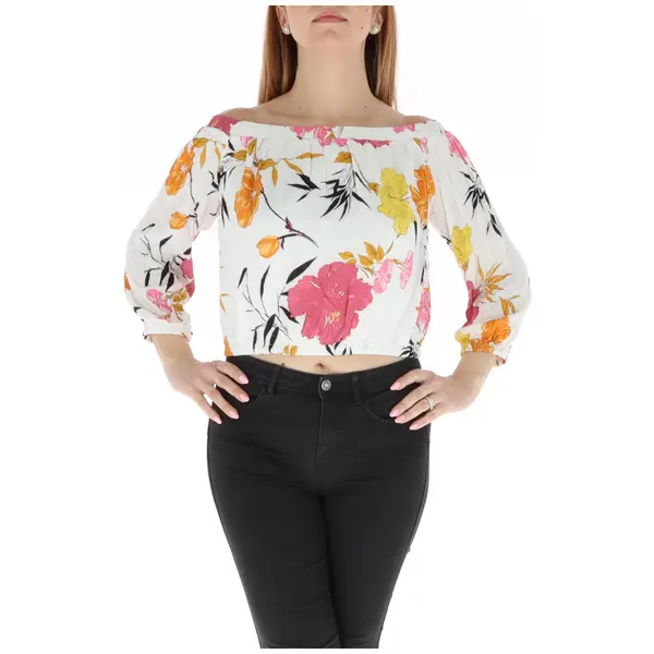 Guess Cvjetni top s brodskim izrezom