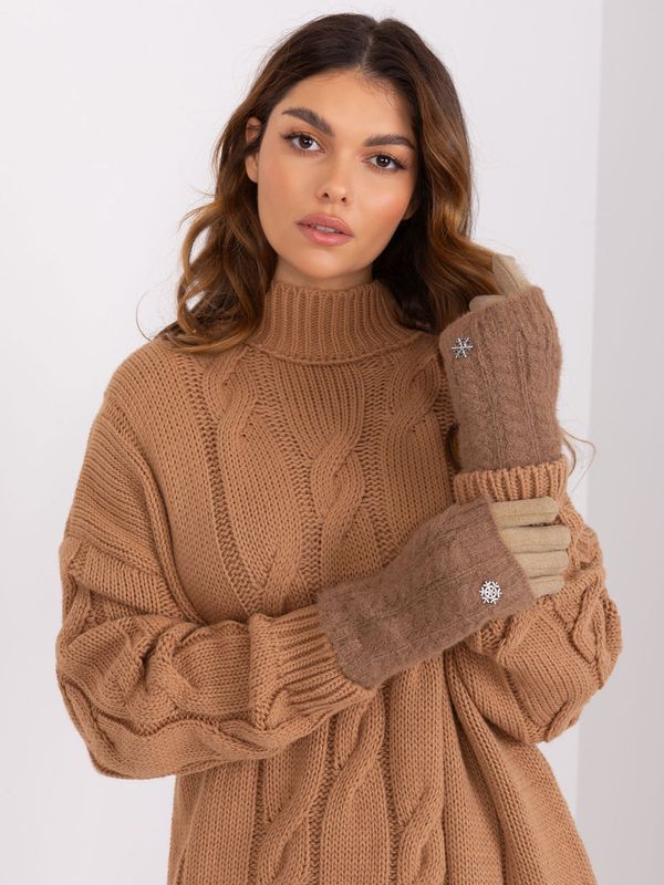 Fashionhunters Dark beige smooth gloves with knitted insulation