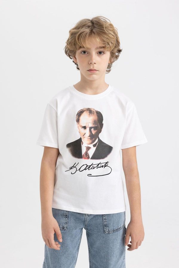 DEFACTO DEFACTO Boy's Crew Neck Color Changing Atatürk Printed Short Sleeve White T-Shirt