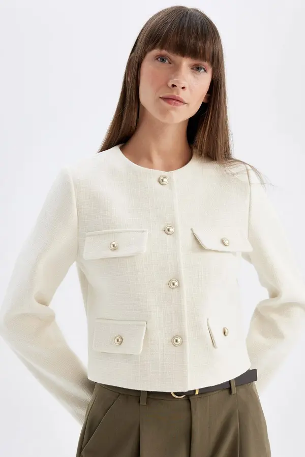 DEFACTO DEFACTO Crop Crew Neck Button-Down Blazer Jacket