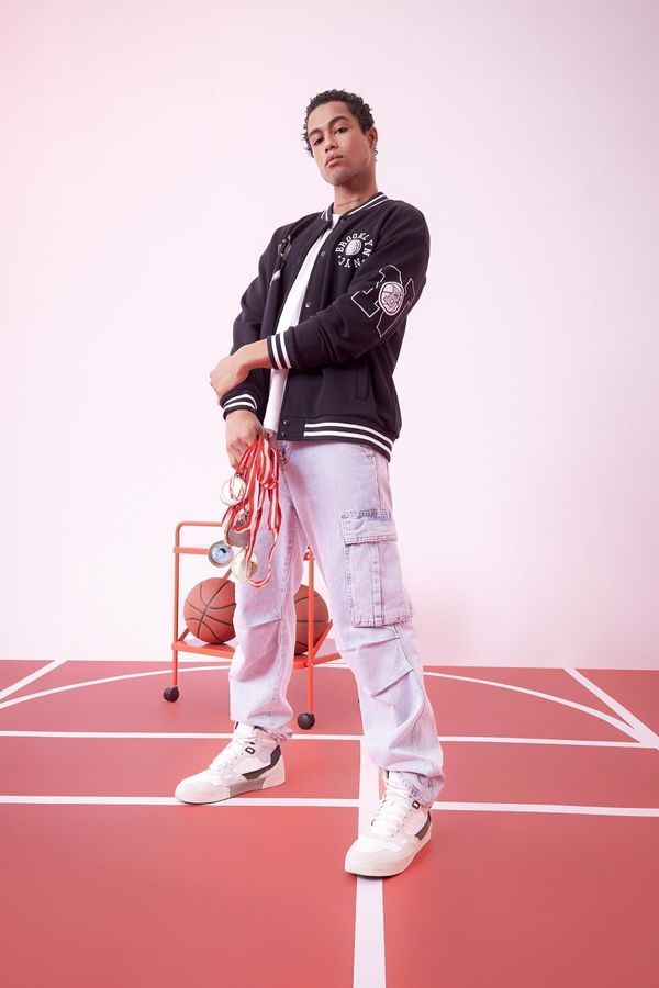 DEFACTO DEFACTO Fit Oversize Fit Thick Sweatshirt Fabric Cardigan with Pockets