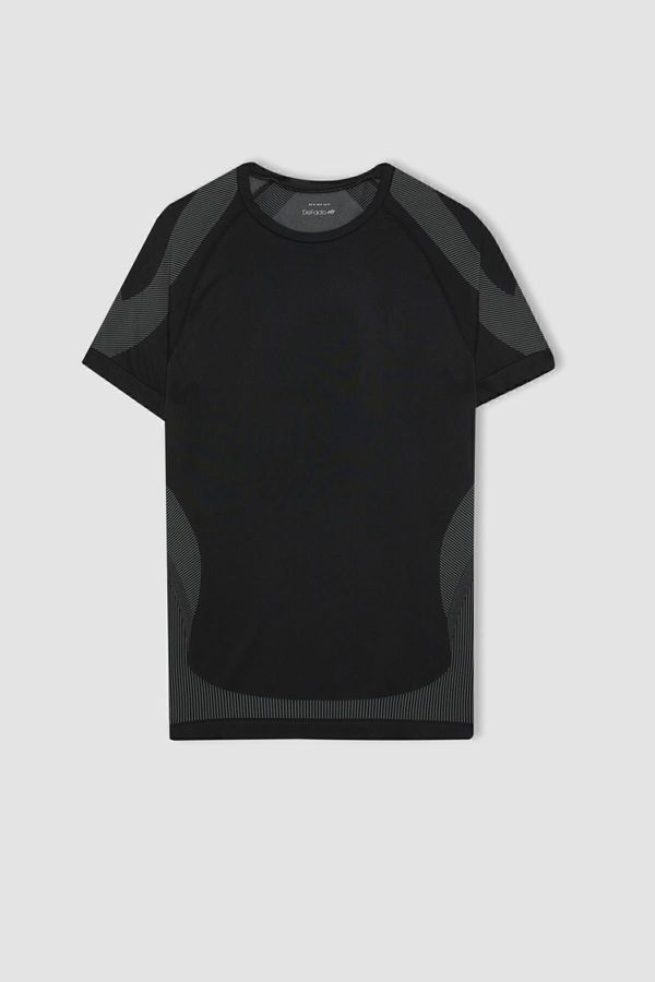 DEFACTO DEFACTO Fit Slim Fit Crew Neck Short Sleeve T-Shirt B2887ax24sp