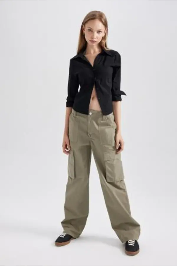 DEFACTO DEFACTO Gabardine Trousers Straight Fit Standard Length High Waist Cargo Pocket