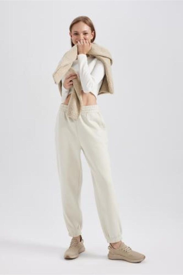 DEFACTO DEFACTO Jogger Standard Fit Elastic Banded Leg Thick Fabric Long Length Basic Sweatpants S7370az23wn