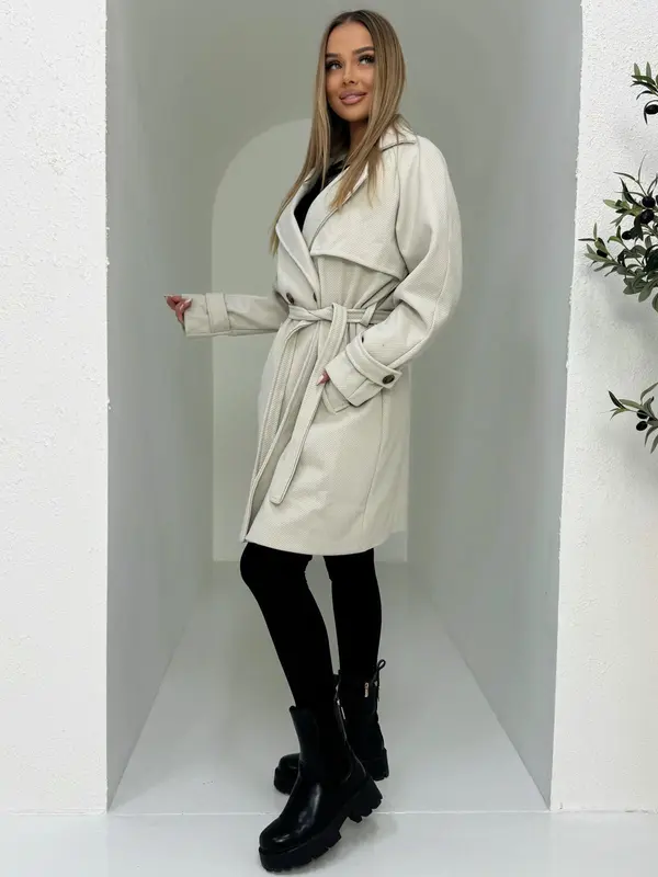 Edoti Edoti Fashionable women's coat CL