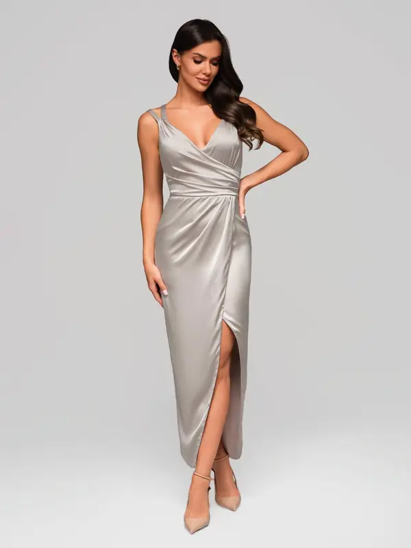 Edoti Edoti Women's midi dress with slim straps and a sweetheart neckline LIDIA DL