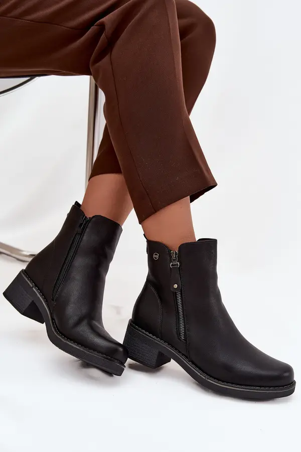 EVENTO EVENTO Women's Block Heel Boots with Heating Black Kalivana