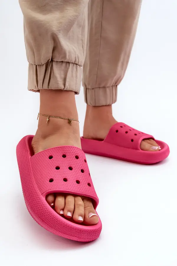 EVENTO EVENTO Women's Foam Slides on Thick Sole Fuchsia Beula