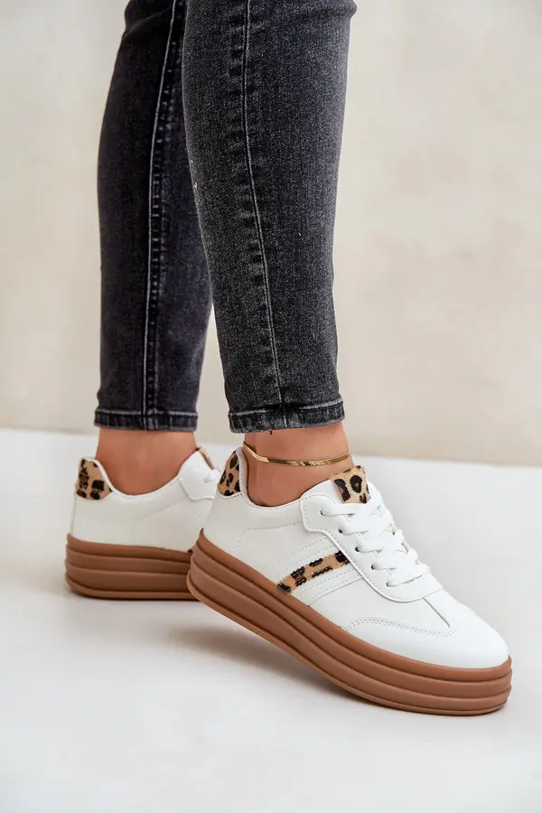 Boto FG2 Comfortable Women's Sport Shoes On The Platform White Devan