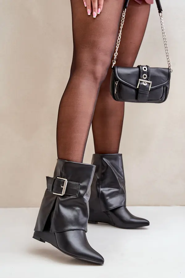 Boto FI1 Wedge Ankle Boots With Folded Shaft And Buckle Black Vortinia