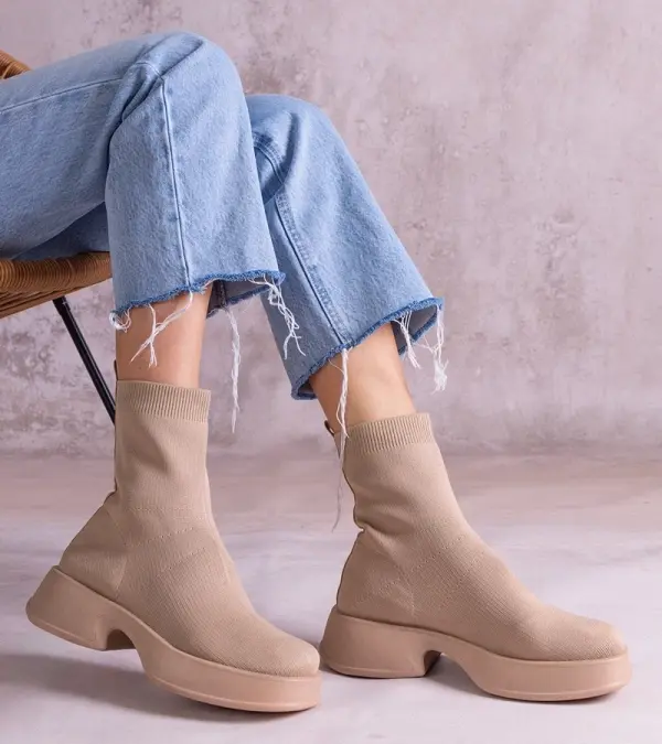 Gemre Gemre Beige ankle boots with elastic upper Evel