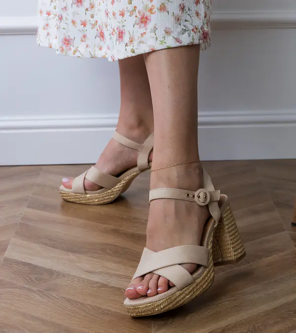 Gemre Gemre Beige block heel strap sandals Luwes