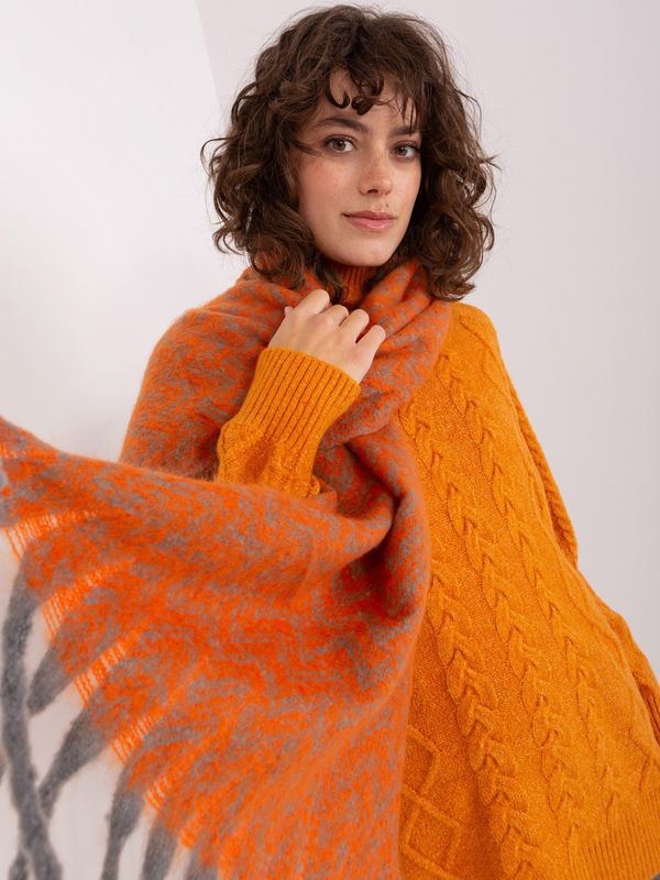 Fashionhunters Grey and orange scarf with patterns