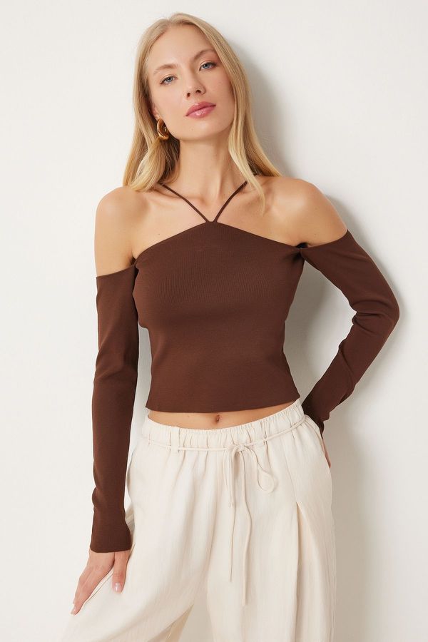 Happiness İstanbul Happiness İstanbul Women's Brown Crossed Thread Knit Blouse
