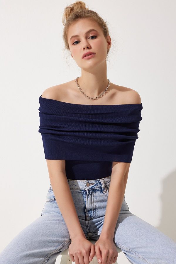 Happiness İstanbul Happiness İstanbul Women's Navy Blue Off-the-Shoulder Knitwear Blouse