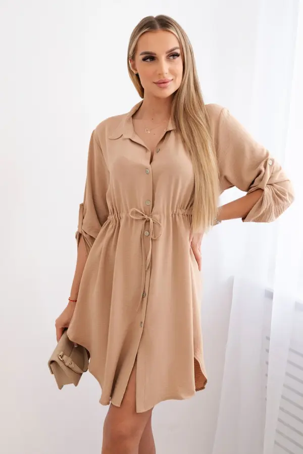 Kesi Włoski Kesi Włoski Dress with button closure and tie at the waist camel