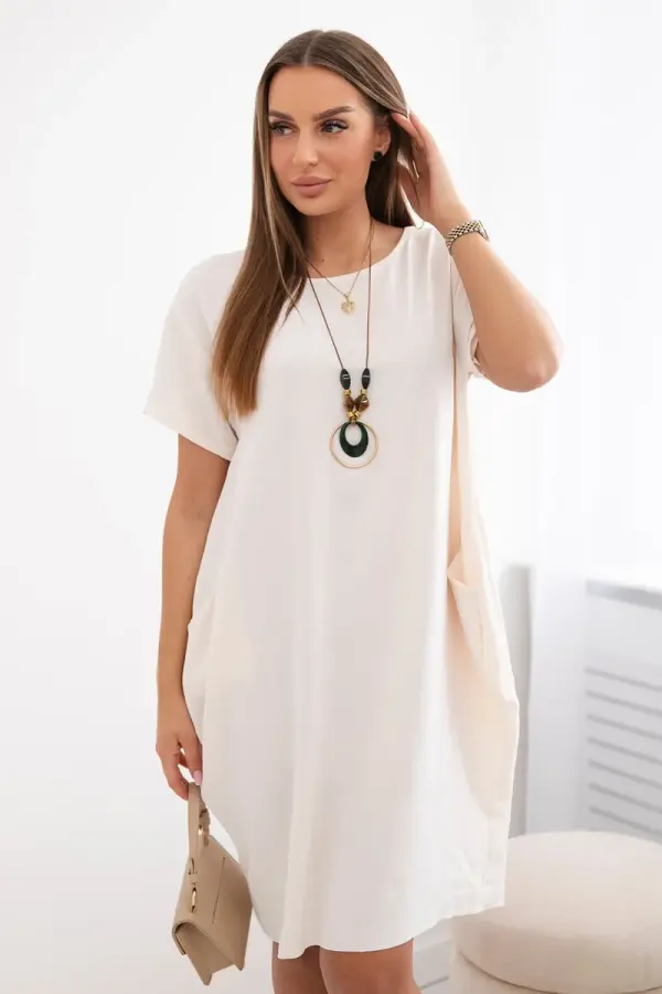 Kesi Włoski Kesi Włoski Dress with pockets and pendant light beige