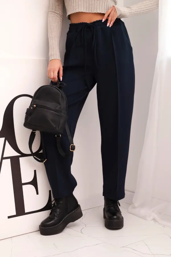 Kesi Włoski Kesi Włoski Elegant women's high-waisted pants with a tie at the waist navy blue