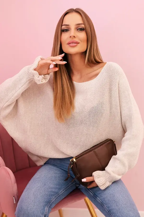 Kesi Włoski Kesi Włoski Women's mohair sweater with ruffled sleeves and a back cutout beige
