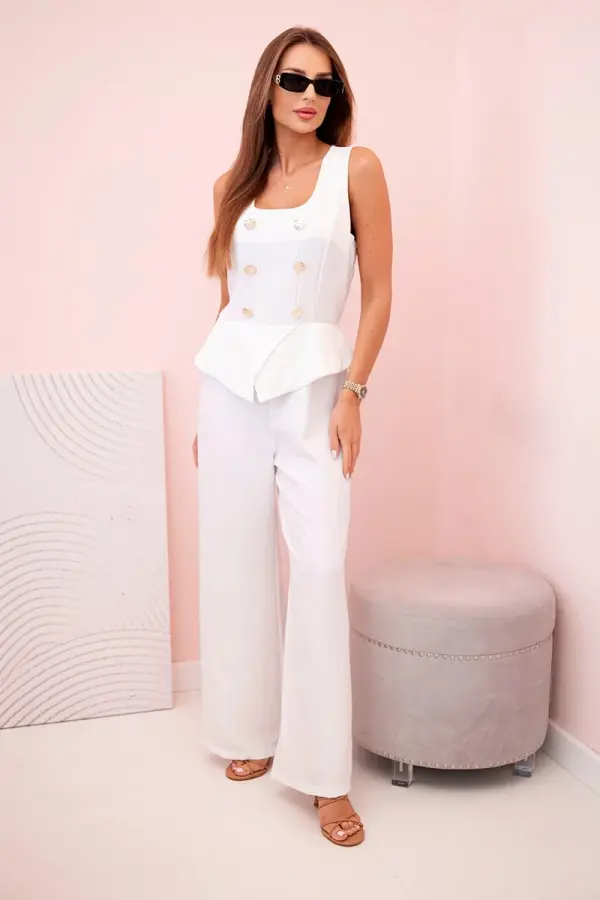 Kesi Włoski Kesi Włoski Women's sleeveless jumpsuit with wide leg and decorative buttons ecru