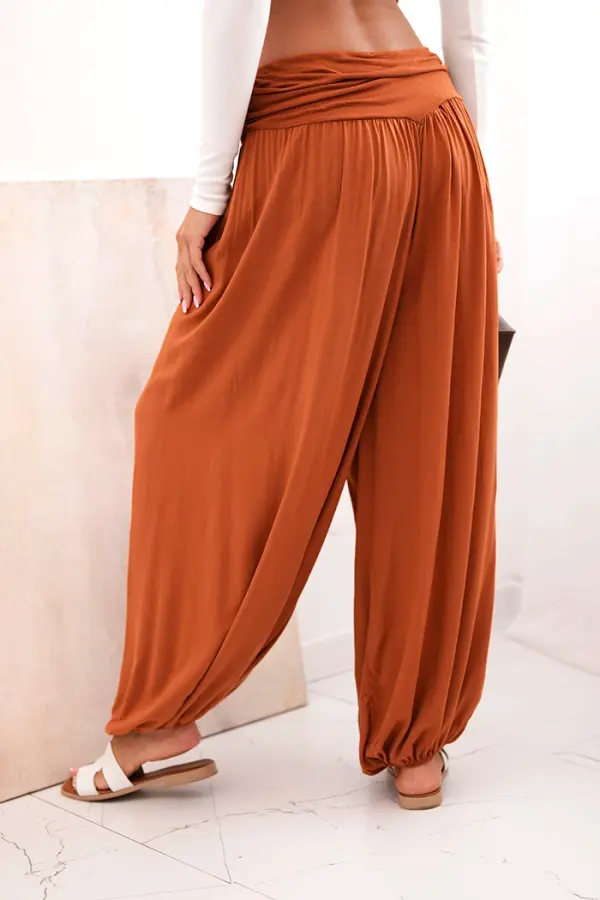 Kesi Włoski Kesi Włoski Women's viscose trousers with wide leg and ruffles ginger