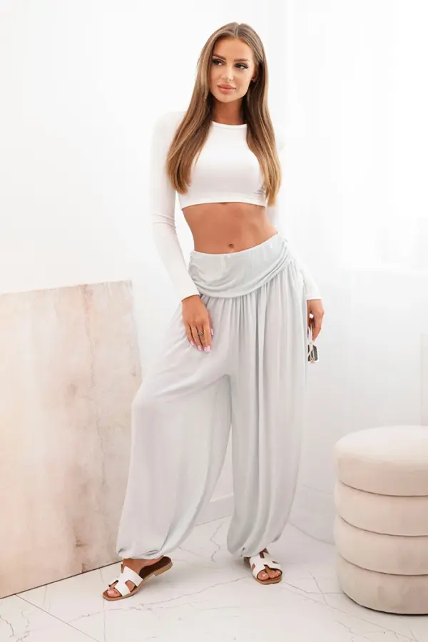 Kesi Włoski Kesi Włoski Women's viscose trousers with wide leg and ruffles grey