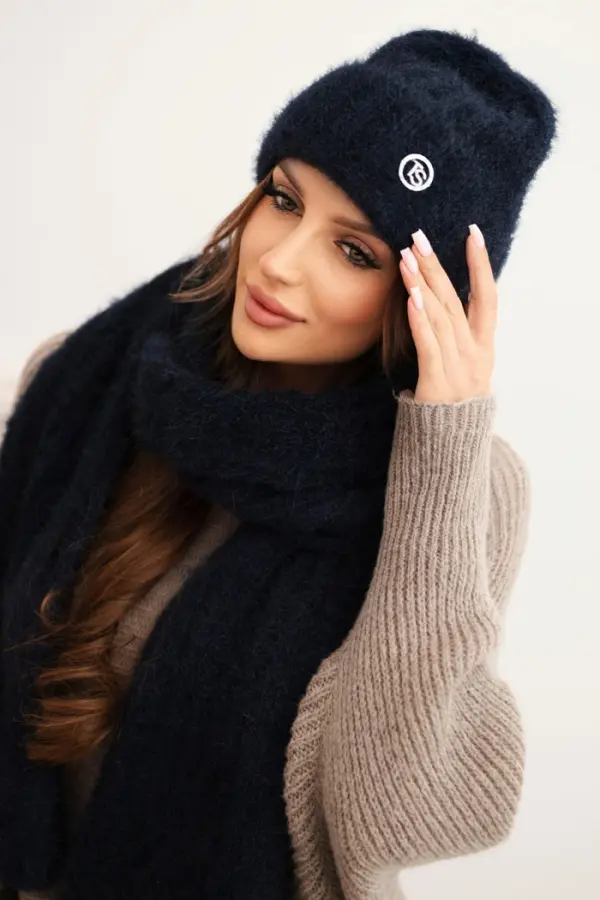 Polski Kesi Women's set hat and long scarf made of soft yarn navy blue