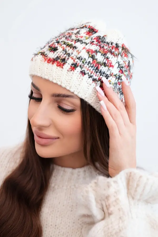 Kesi Kesi Women's wool winter hat with decorative crystals K399 black