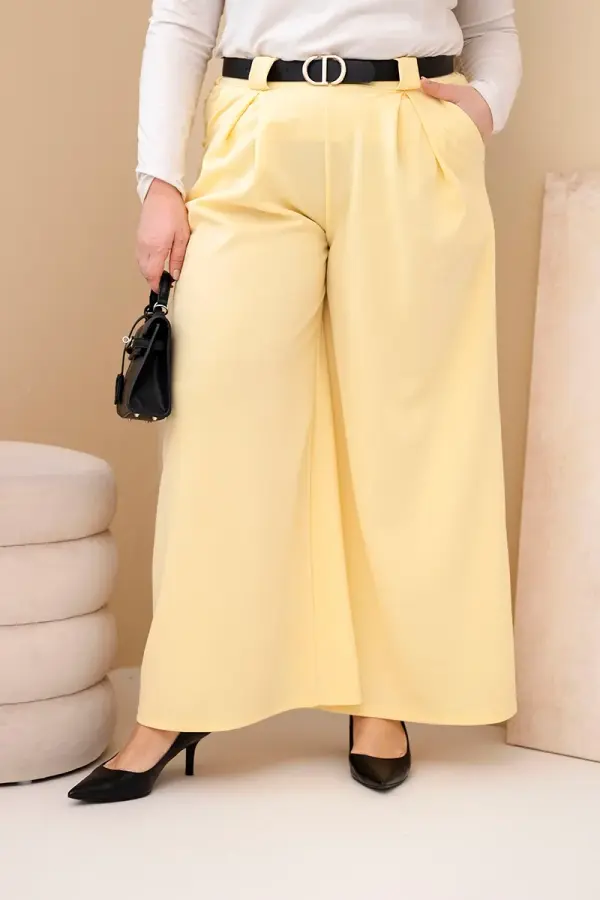 Kesi Włoski Kesi žute plus size hlače s remenom