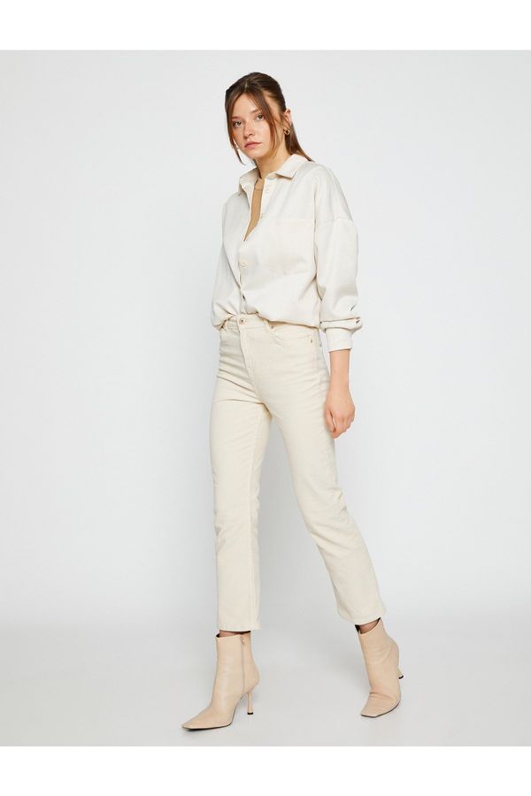 Koton Koton Hispano Crop Leg Hlače od samta Slim Fit