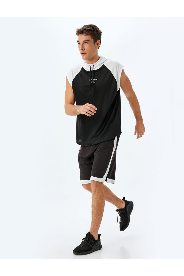 Koton Koton Sports T-Shirt Oversize Hooded Sleeveless Slogan Printed Color Contrast