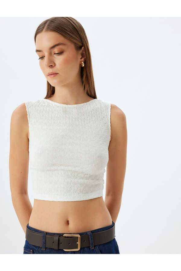 Koton Koton Textured Slim Fit Round Neck Back Detail Sleeveless Crop Top