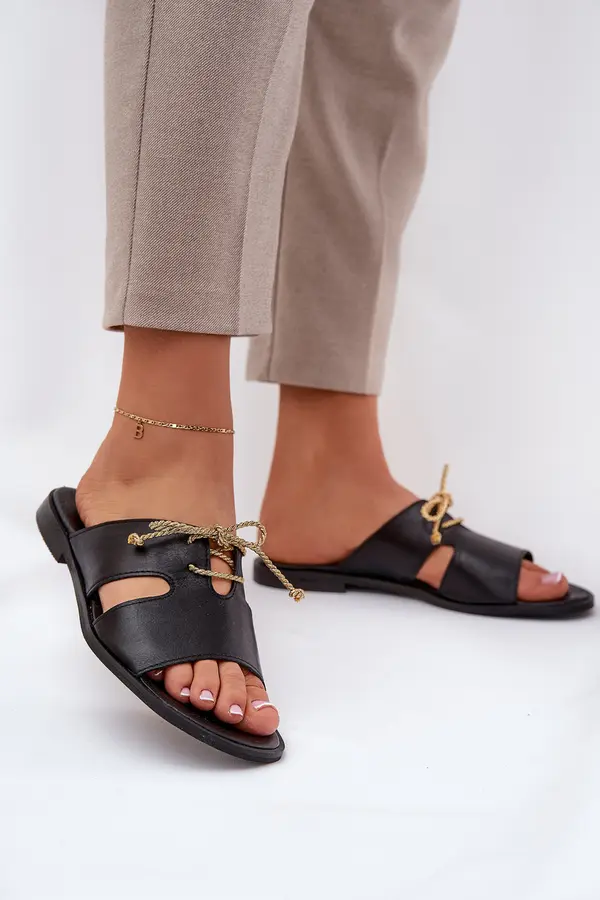 Zazoo Ladies leather sandals on flat heel Zazoo 3022 black