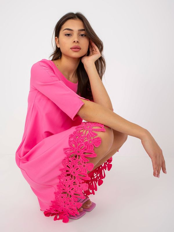 Fashionhunters Loose pink cocktail dress with openwork hem