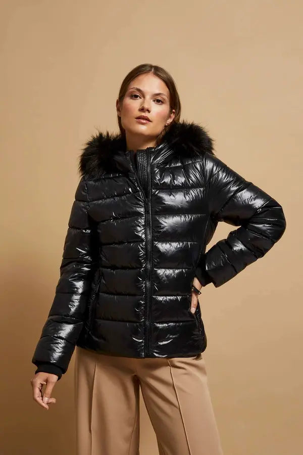 Marisse Marisse Quilted Jacket With A Fur Hood
