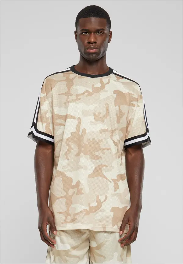 Urban Classics Men's shorts AOP light/camouflage