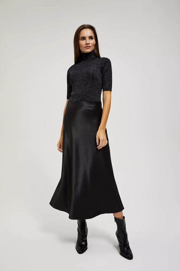 Moodo Midi skirts