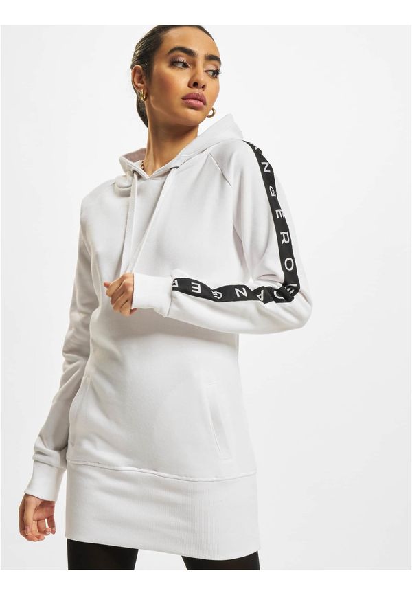 Dangerous DNGRS Nosite bijelu haljinu