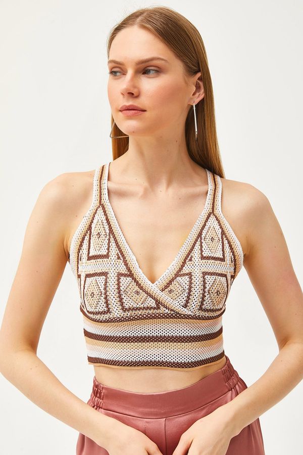 Olalook Olalook Women's Beige Back Cross Patch Patterned Knitwear Blouse