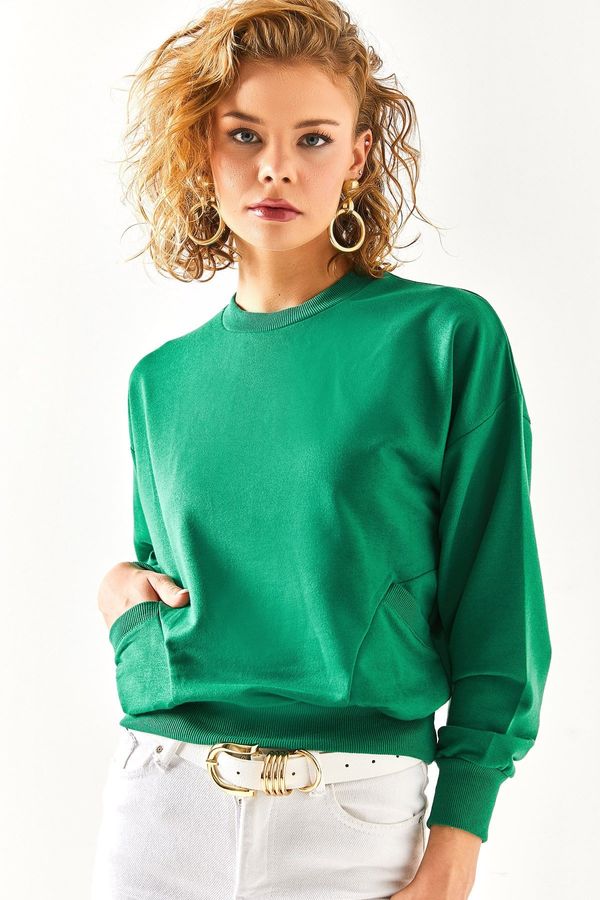 Olalook Olalook Women's Emerald Green Pocket Detail Soft Textured Sweatshirt