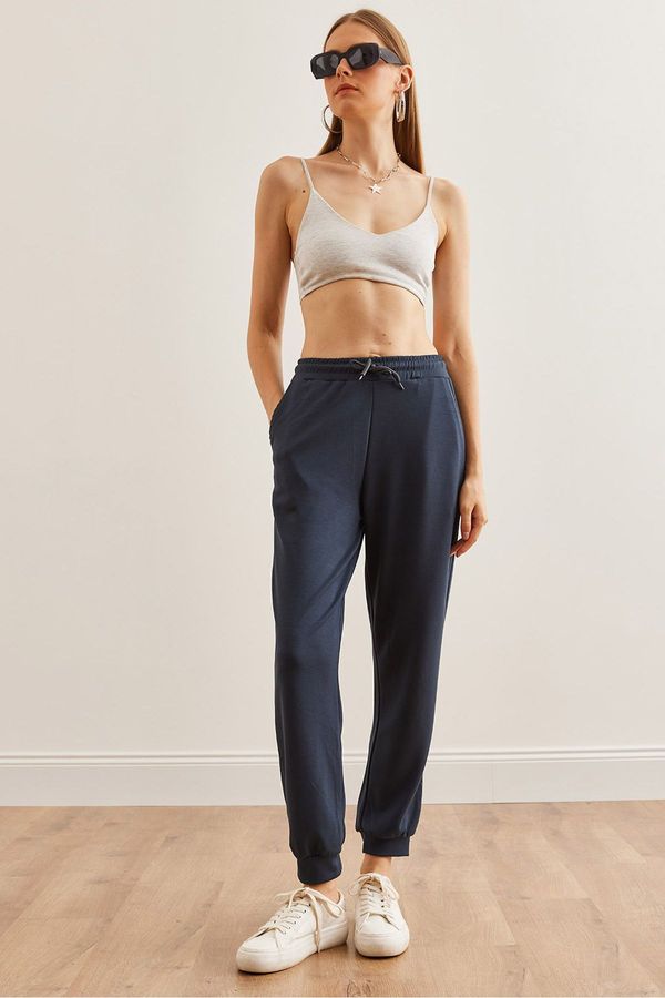 Olalook Olalook Women's Smoke Elastic Waist Modal Touch Jogging Sweatpants ESF-00000072