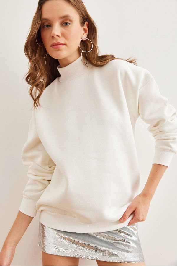Olalook Olalook Women's White Half Turtleneck Basic Sweatshirt